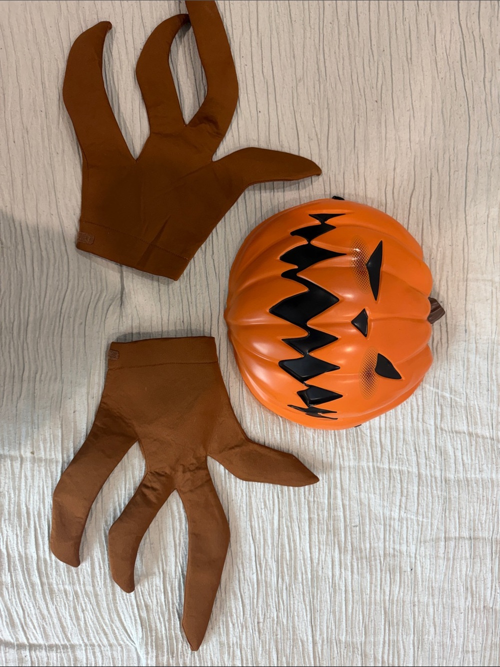 Kids Pumpkin Jack-O'-Lantern Costume Set with Brown Gloves - Unbranded
